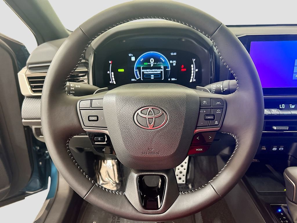 Used 2026 Toyota Camry SE w/ Multimedia Upgrade Package FWD image 9