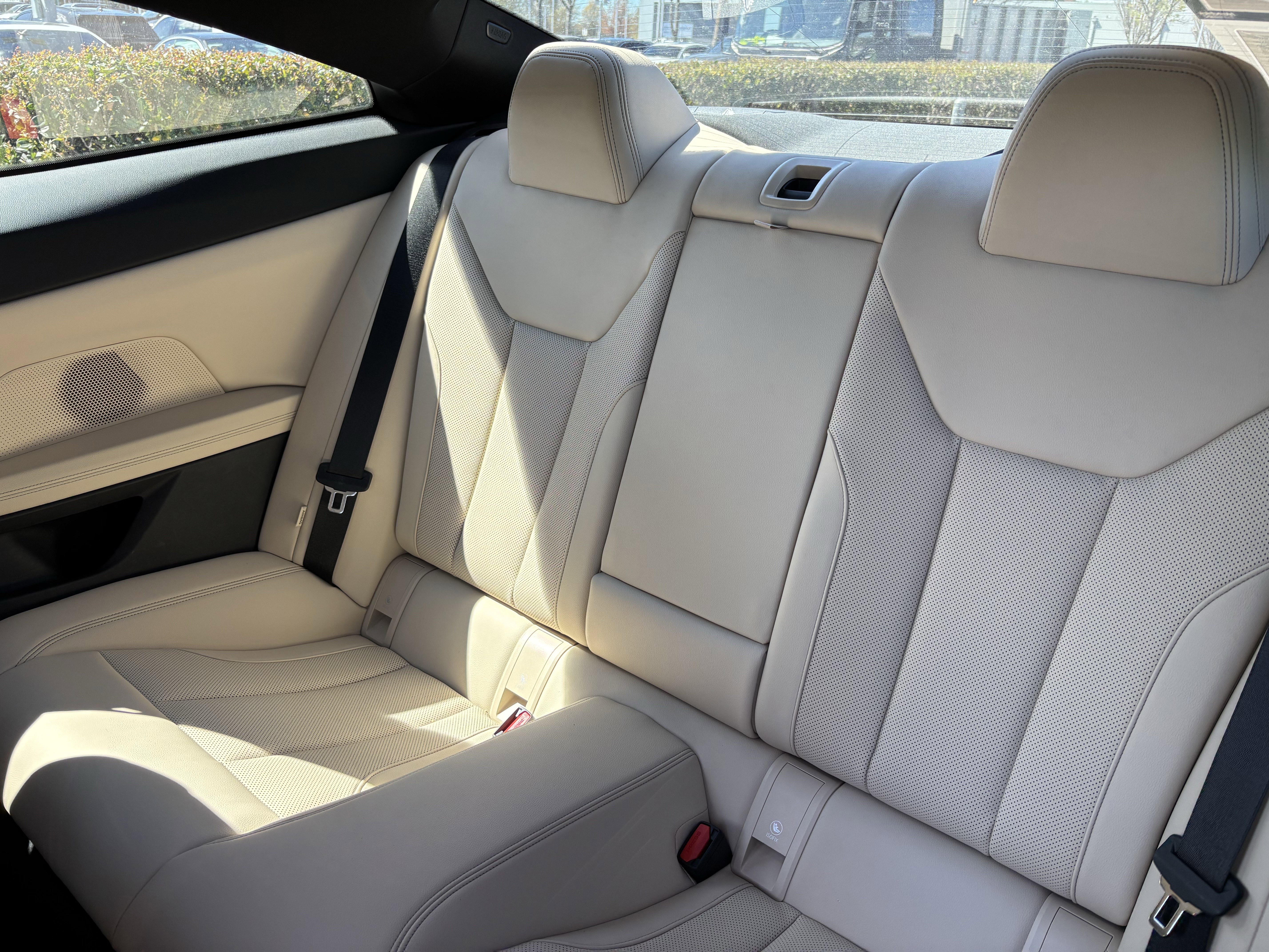 Certified 2024 BMW 430i Coupe w/ Premium Package image 33