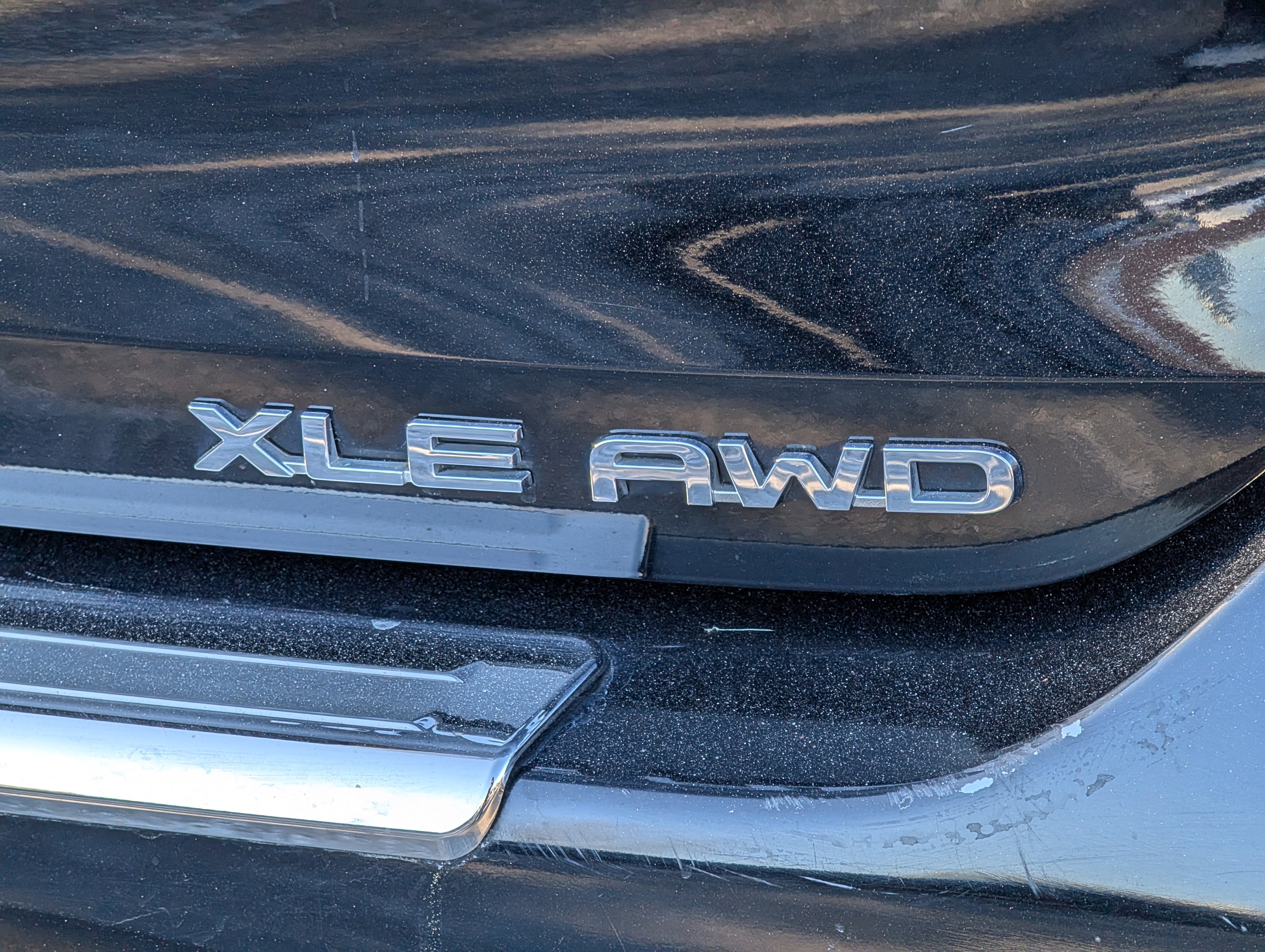 Used 2020 Toyota Highlander XLE w/ Protection Package #3 image 9