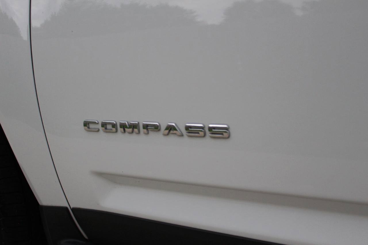 Used 2016 Jeep Compass High Altitude AWD/4WD image 43