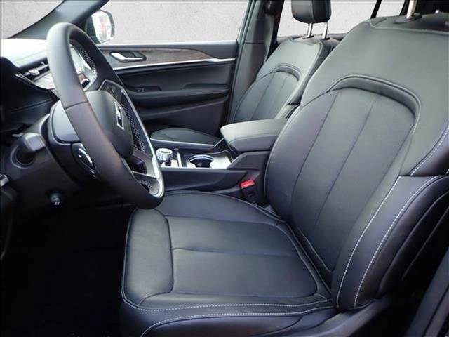 New 2026 Jeep Grand Cherokee Limited Reserve AWD/4WD image 13