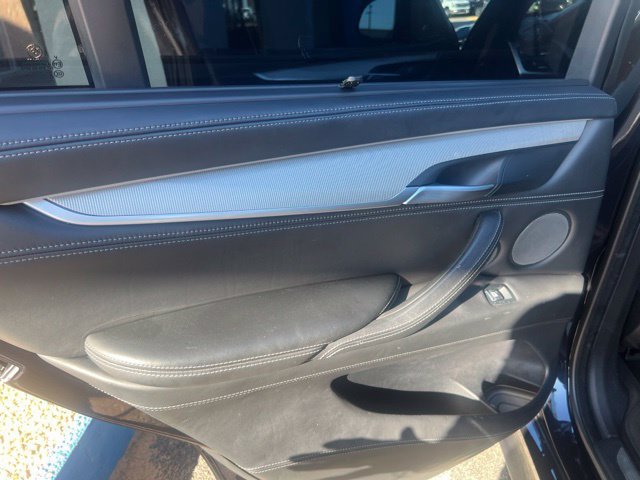 Used 2015 BMW X5 M AWD/4WD image 20