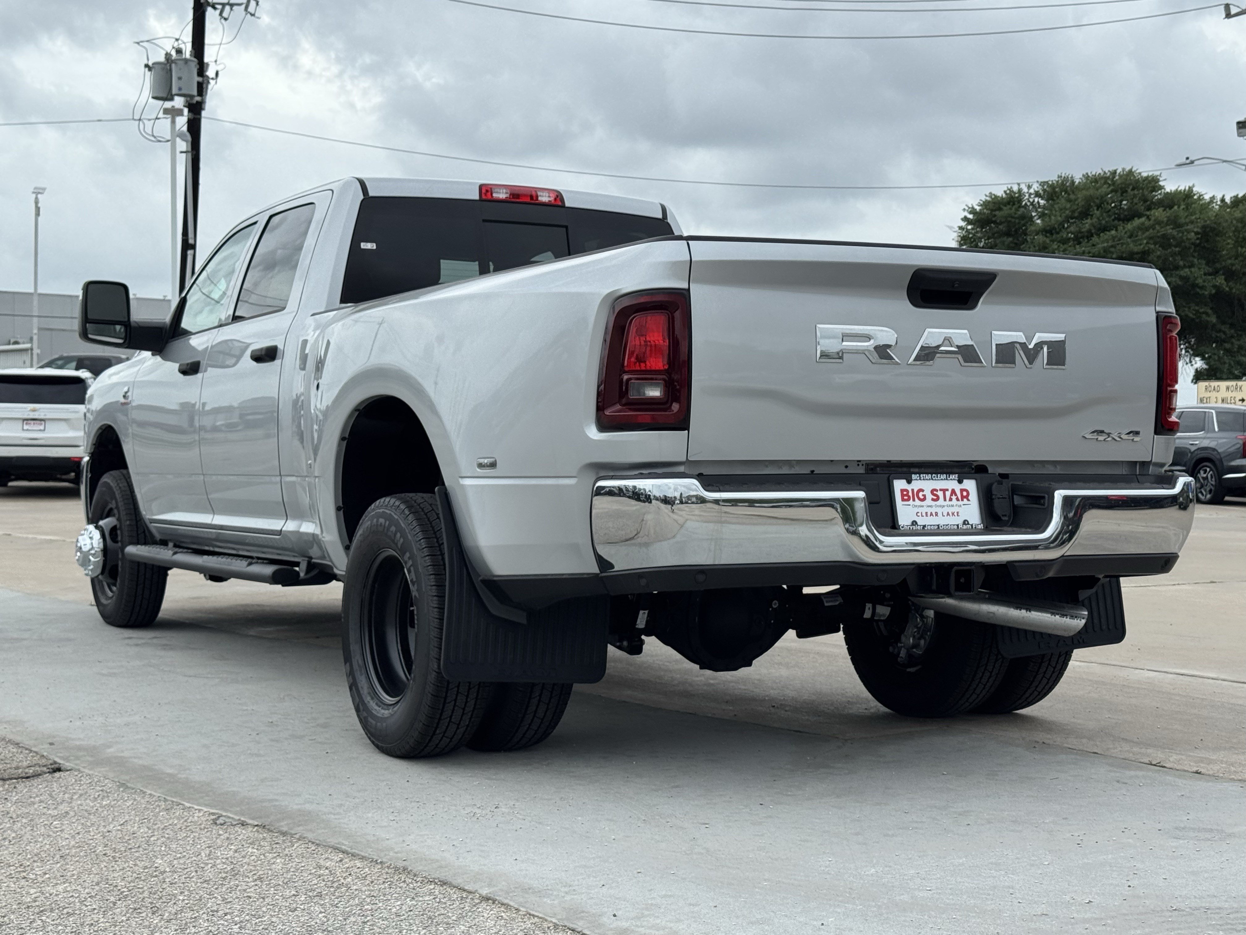 New 2026 RAM 3500 Tradesman AWD/4WD image 8