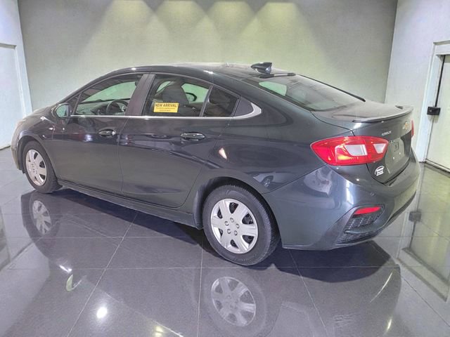 Used 2017 Chevrolet Cruze LT w/ LT True North Edition image 18