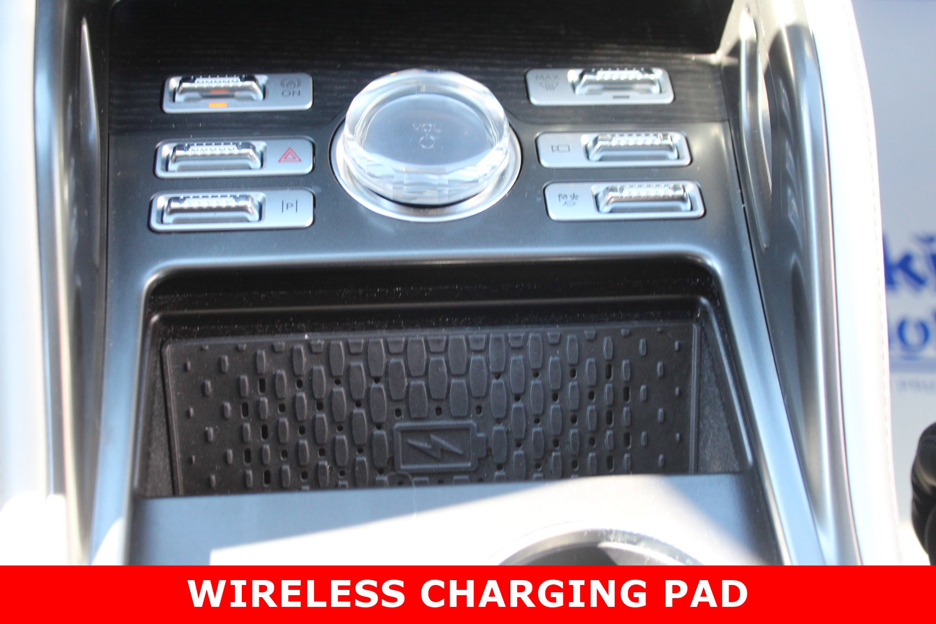 Used 2024 Lincoln Nautilus Reserve w/ Equipment Group 203A image 23