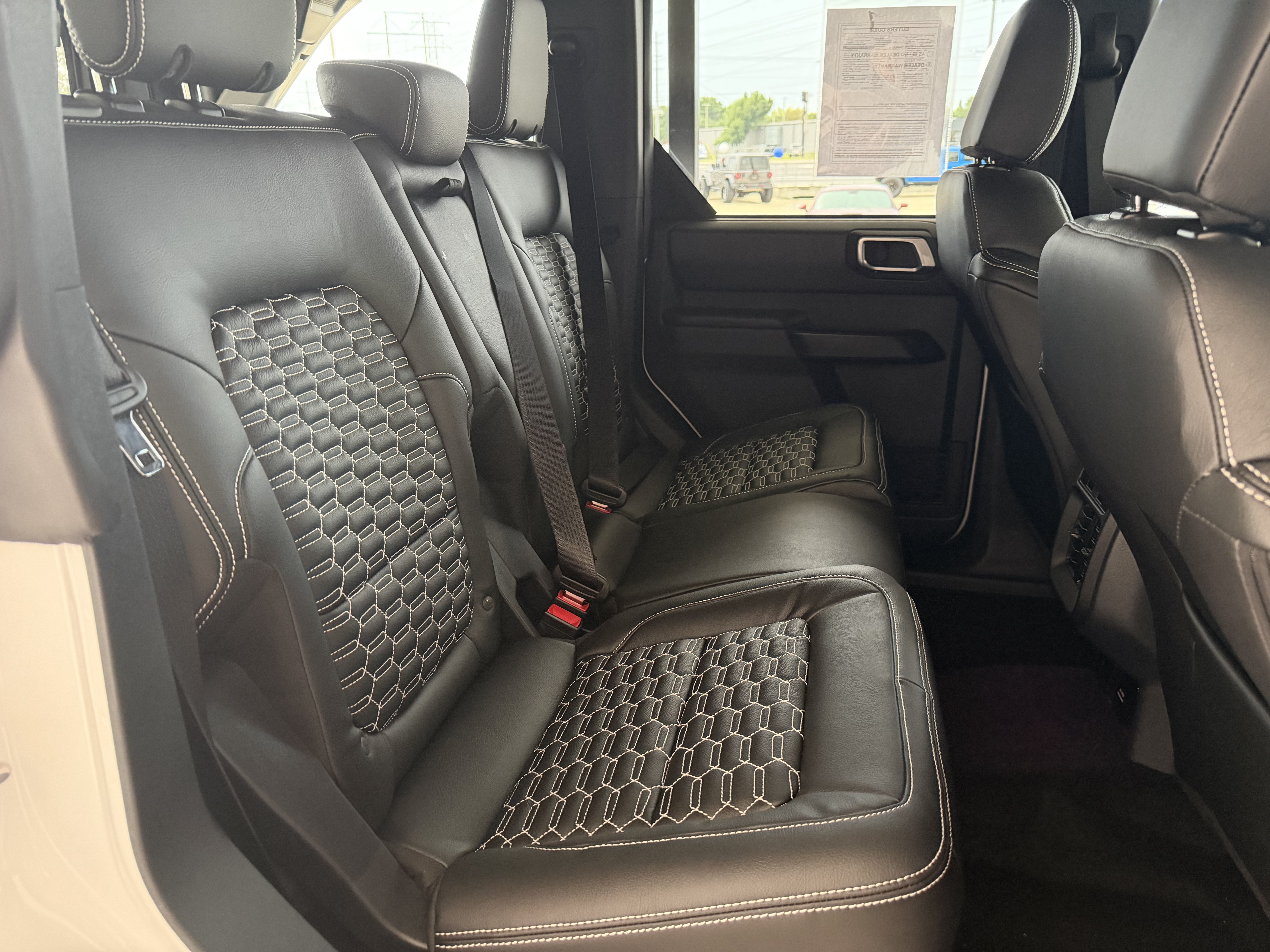 Used 2025 Ford Bronco Big Bend AWD/4WD image 21