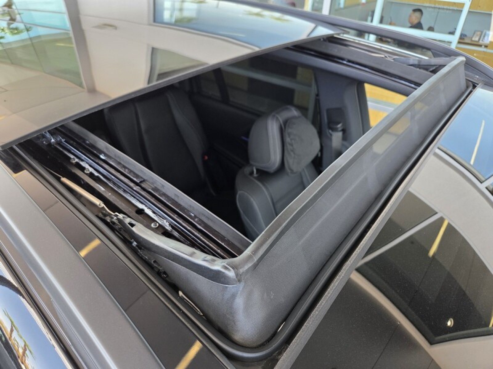 New 2026 Mercedes-Benz GLS 450 4MATIC image 21