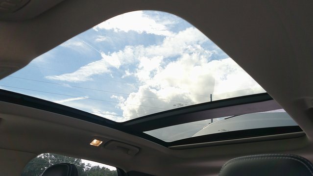 Used 2020 Ford Escape Titanium image 5