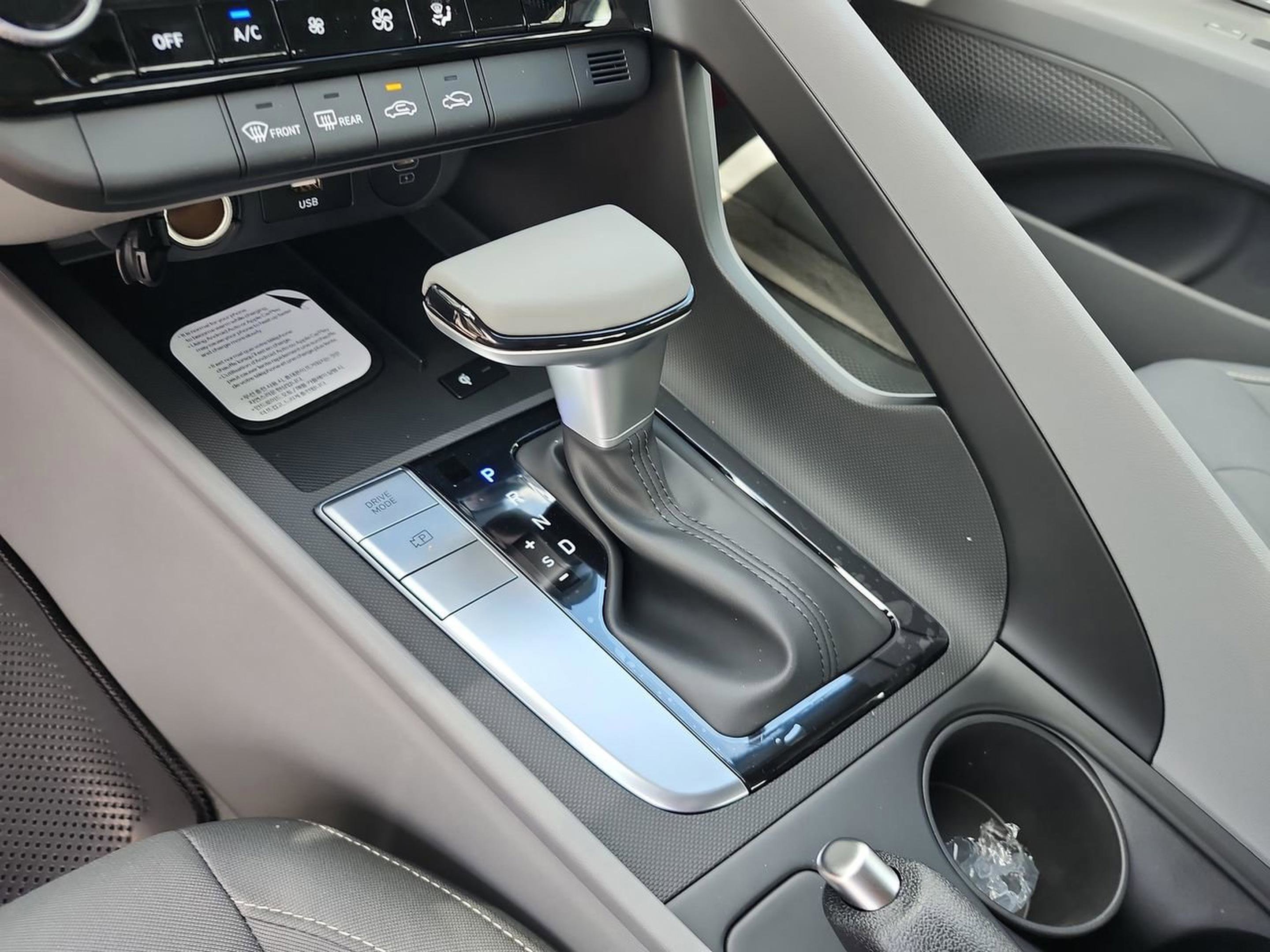 New 2026 Hyundai Elantra Sport image 14