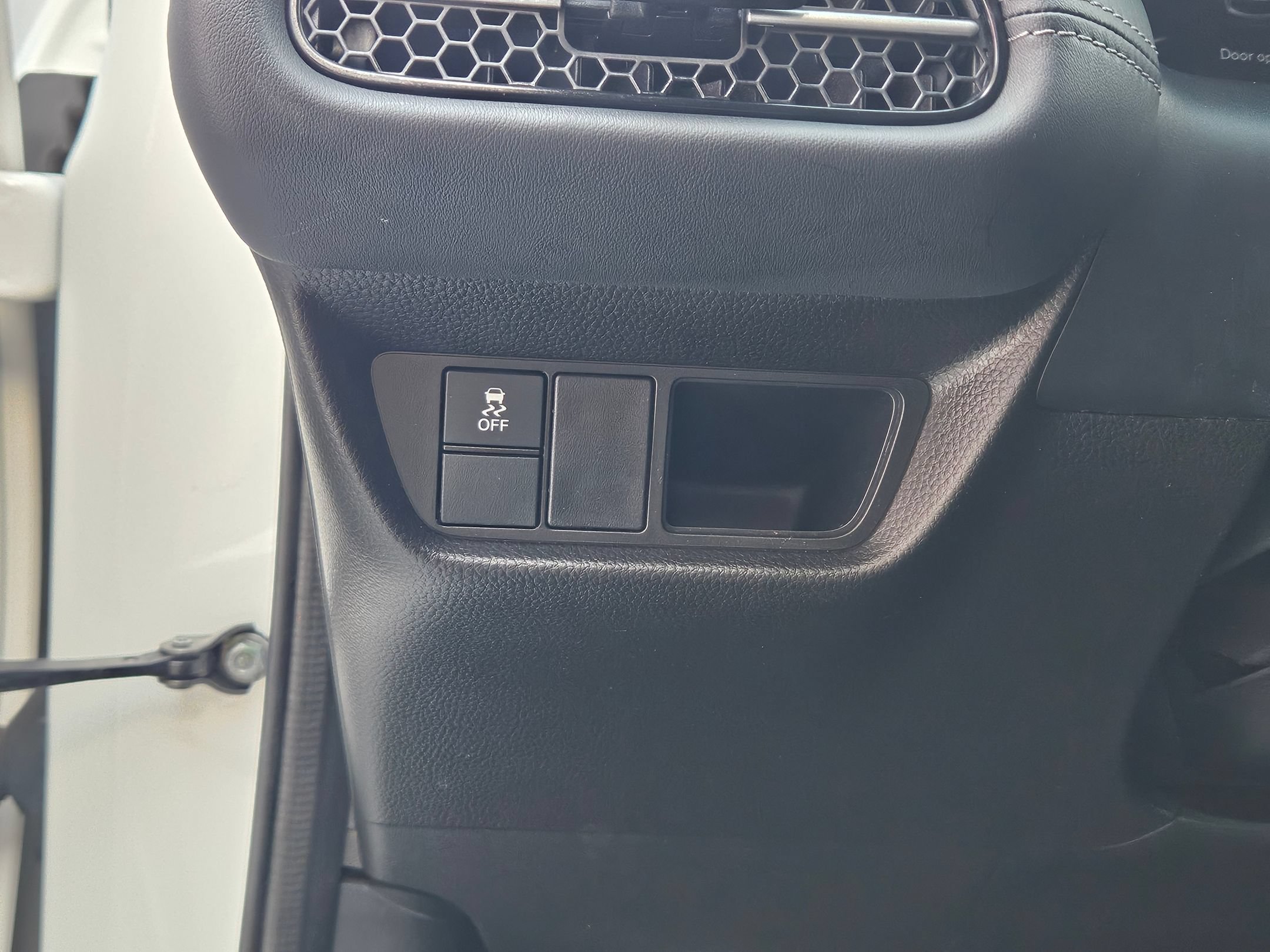 Used 2024 Honda HR-V EX-L image 19