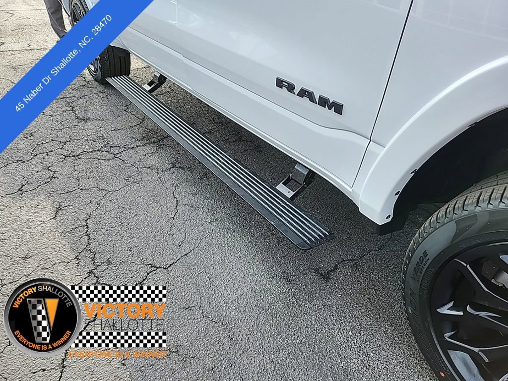 New 2025 RAM 1500 Limited image 10