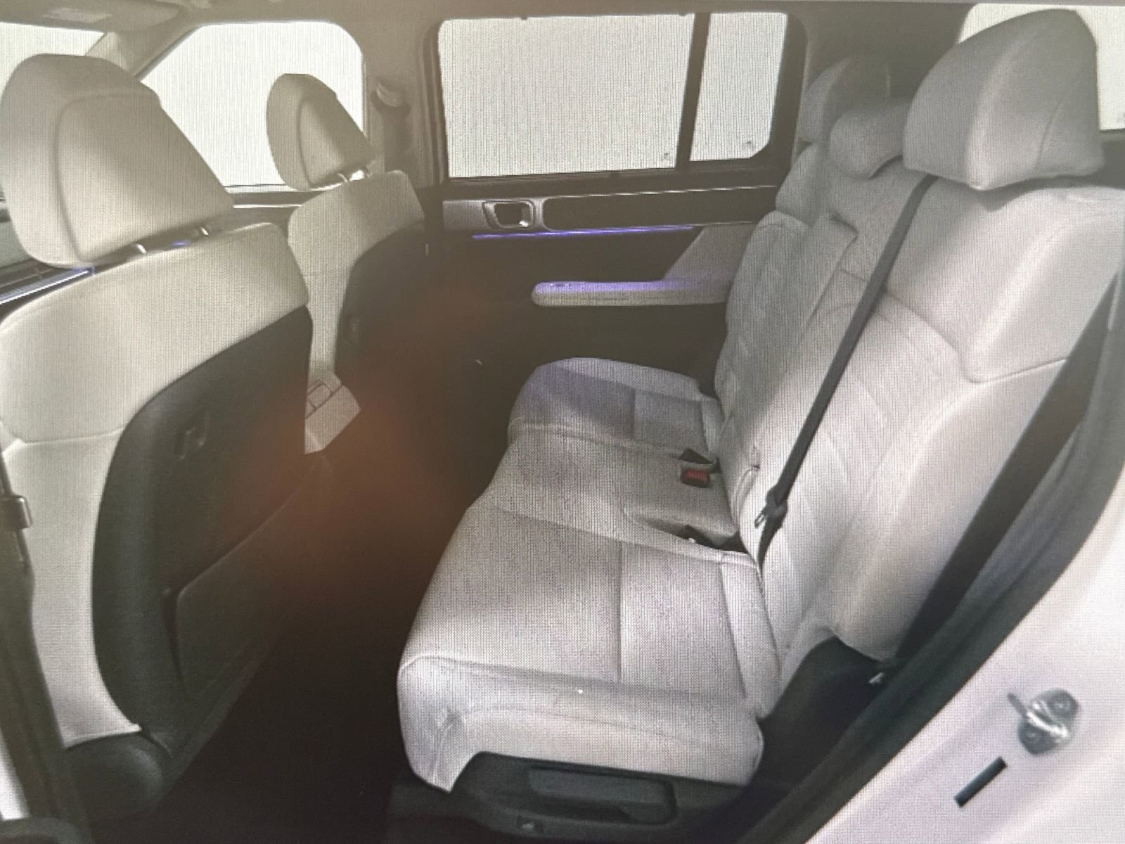 Used 2025 Hyundai Santa Fe Limited image 7