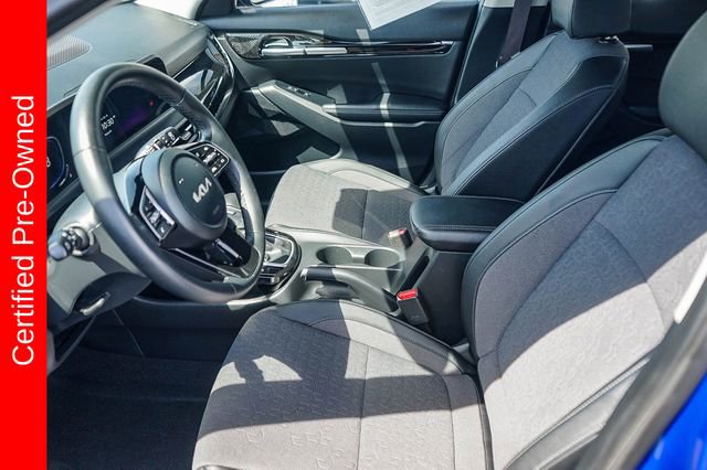 Certified 2025 Kia Seltos S FWD image 19