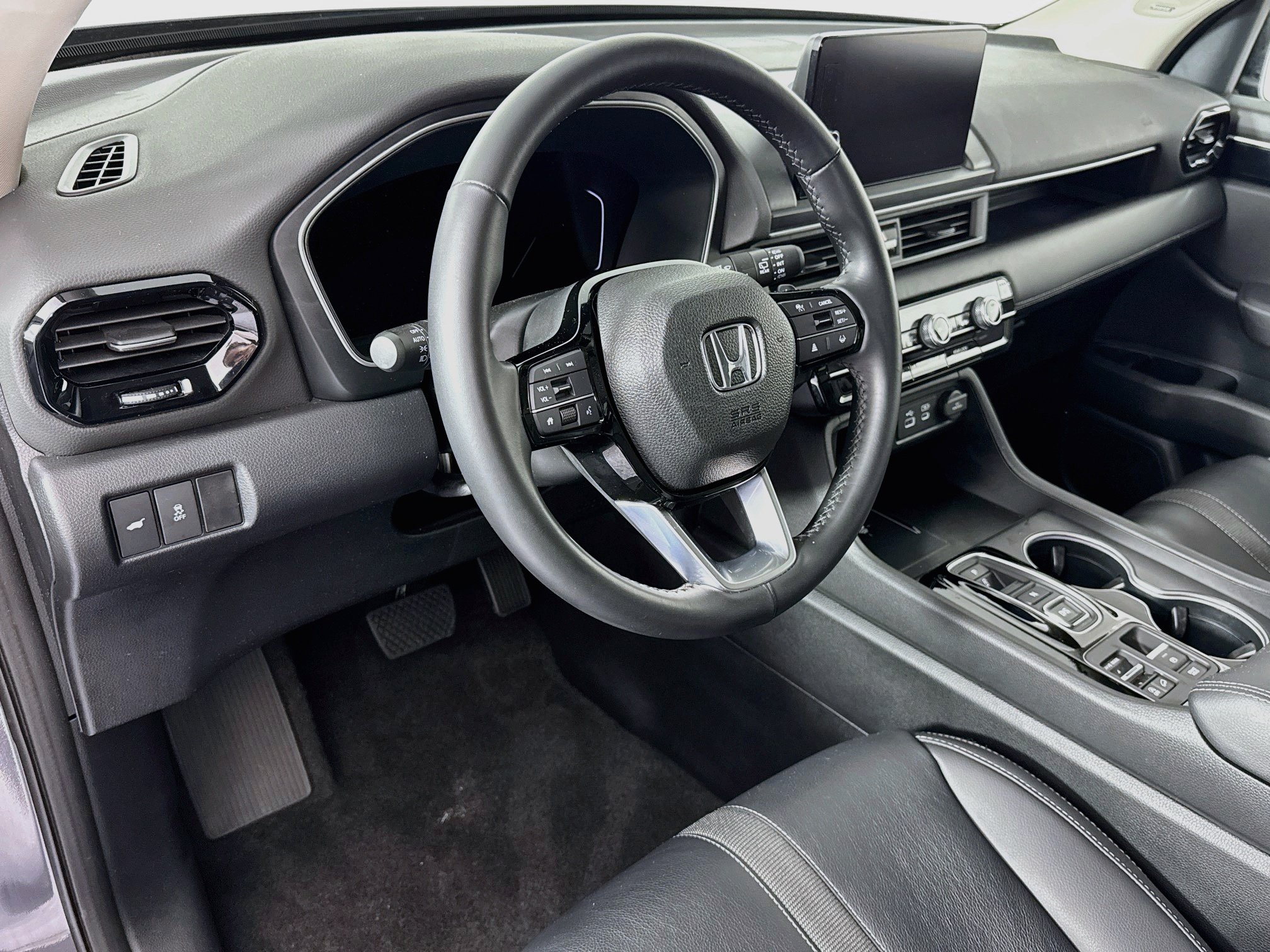 Certified 2023 Honda Pilot Touring image 9