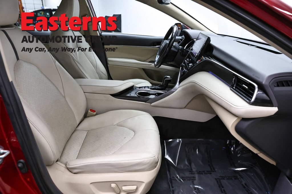 Used 2021 Toyota Camry XLE AWD/4WD image 24