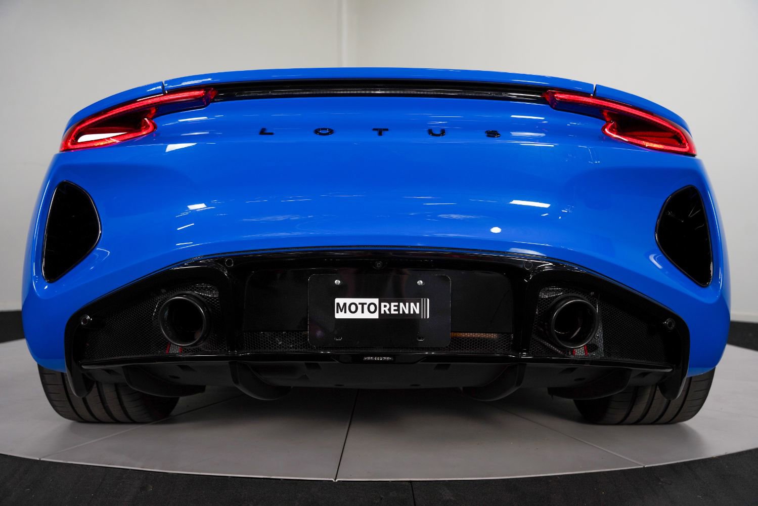 Used 2024 Lotus Emira First Edition image 25