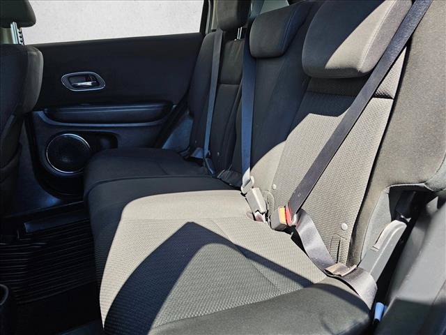 Used 2017 Honda HR-V EX image 17