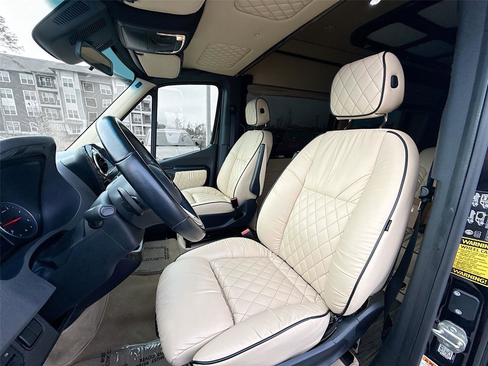 Used 2021 Mercedes-Benz Sprinter 3500 image 2