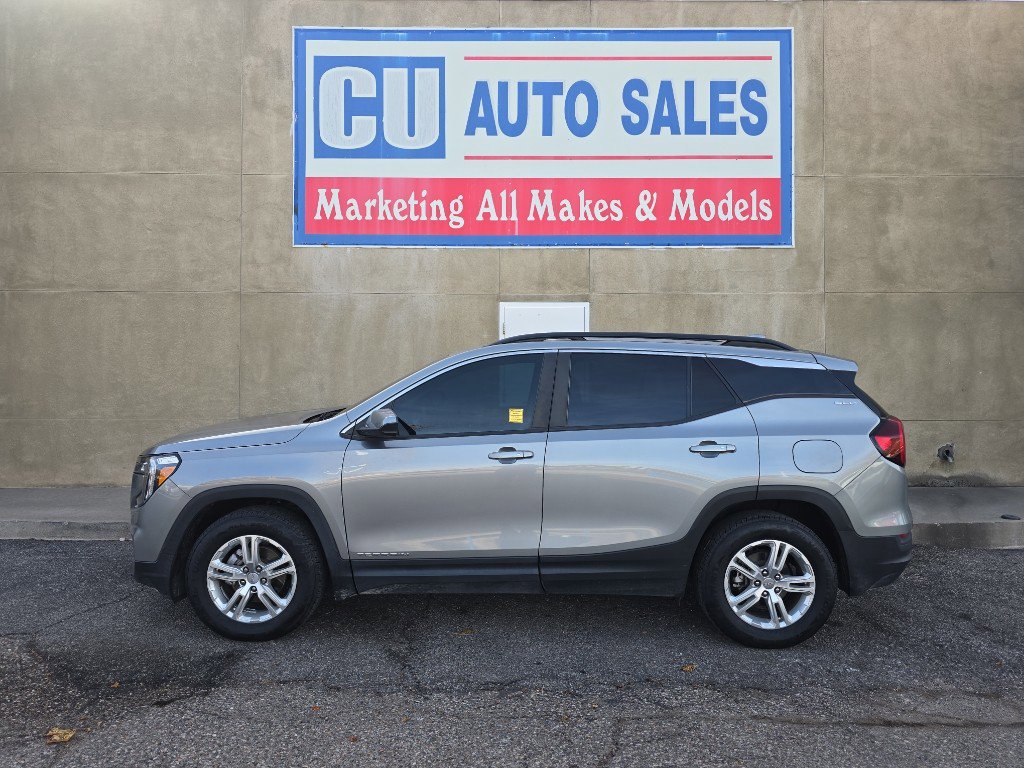 Used 2023 GMC Terrain SLE w/ Driver Convenience Package AWD/4WD image 4