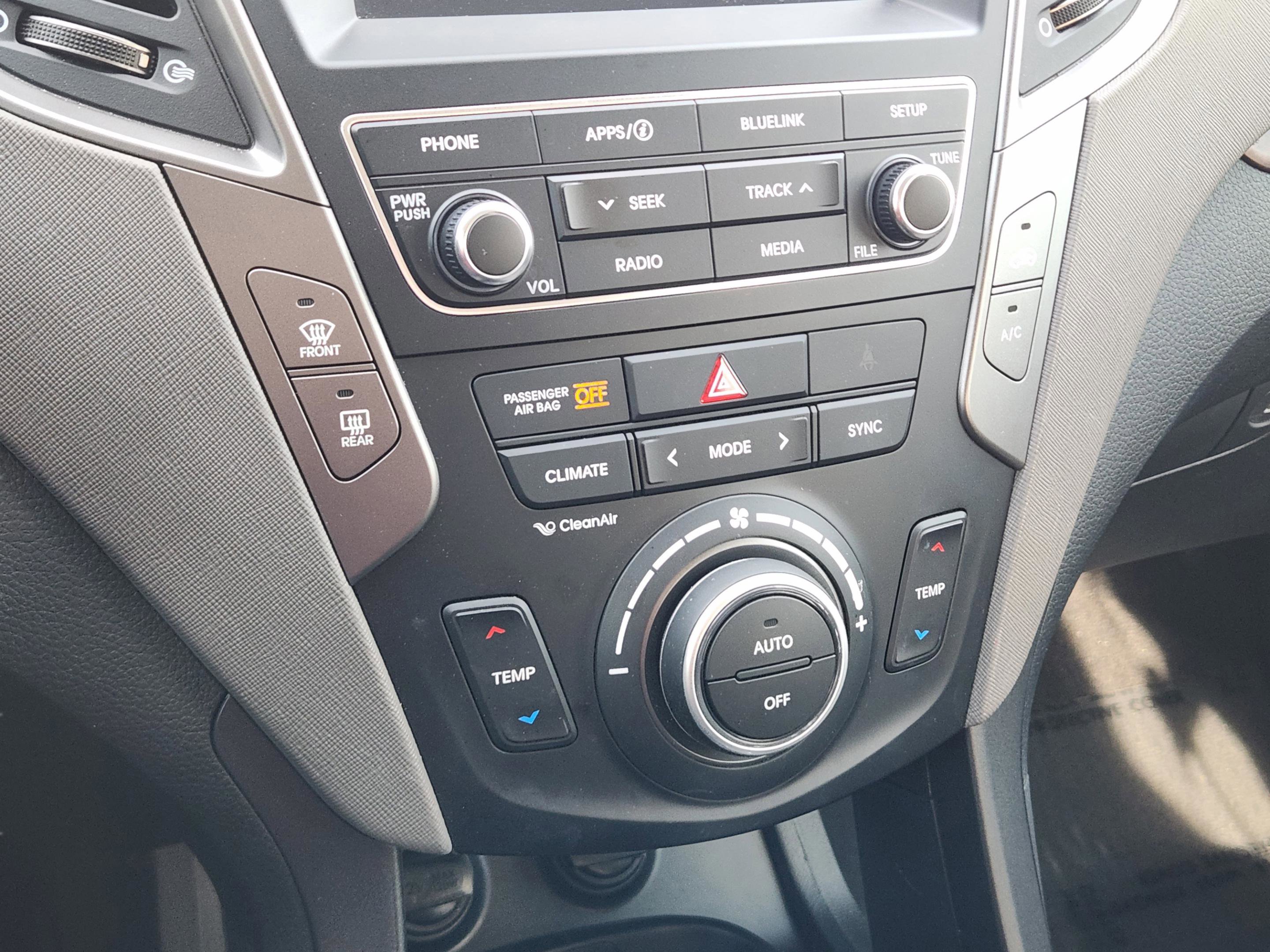 Used 2018 Hyundai Santa Fe Sport 2.0T image 12