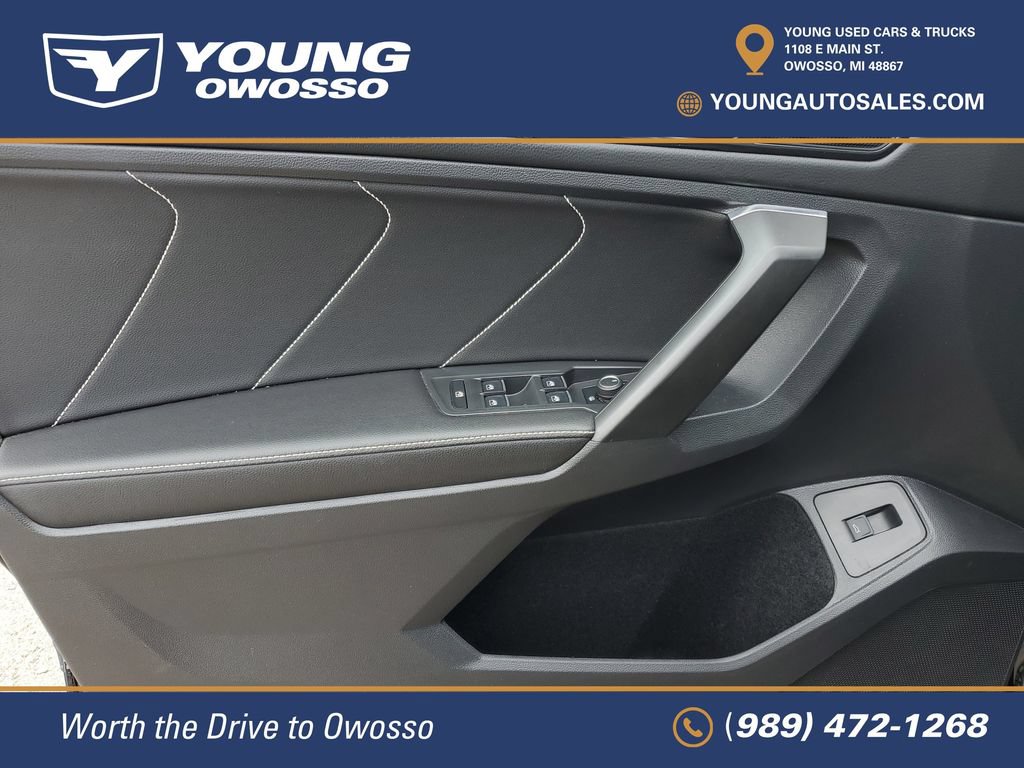 Used 2022 Volkswagen Tiguan SE w/ Panoramic Sunroof Package AWD/4WD image 21