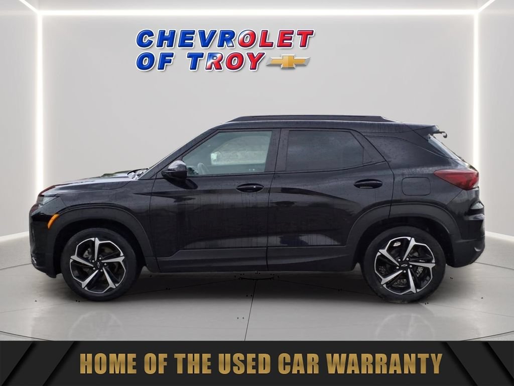 Used 2022 Chevrolet TrailBlazer RS w/ Sun and Liftgate Package FWD image 5