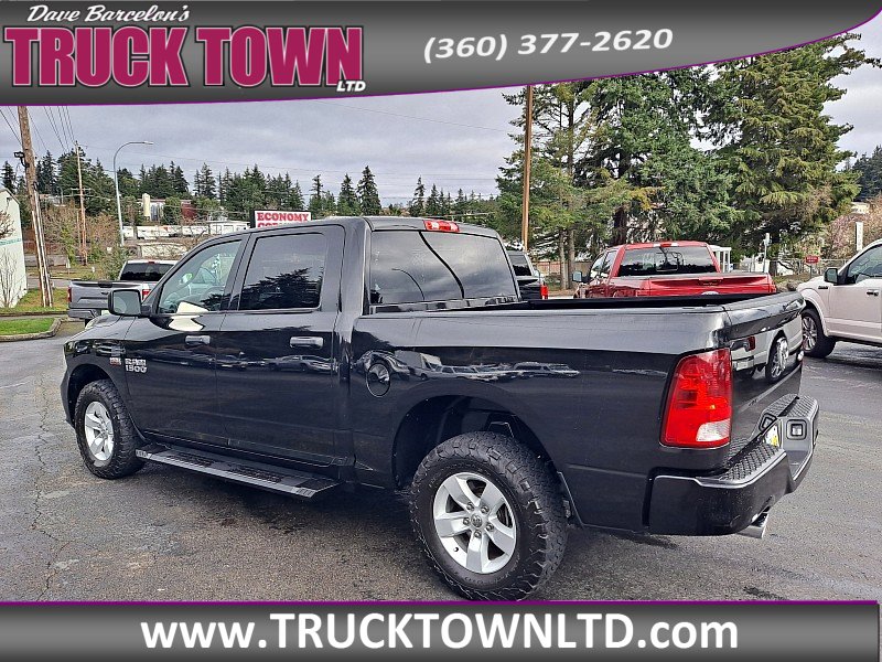 Used 2017 RAM 1500 Express AWD/4WD image 6