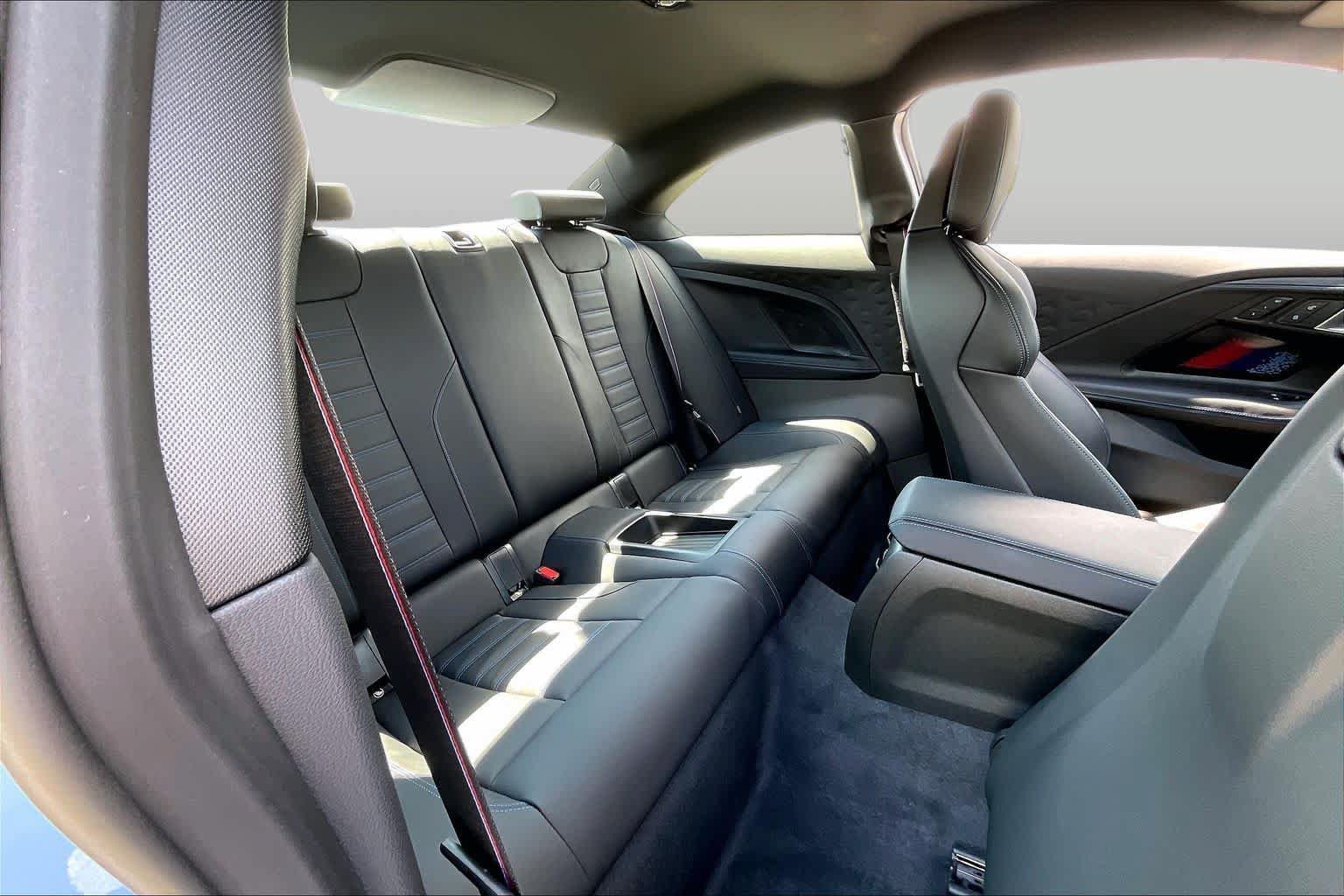 Used 2024 BMW M2 w/ Lighting Package RWD image 18