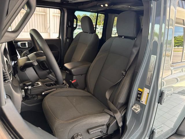 Used 2024 Jeep Wrangler Unlimited Sport AWD/4WD image 12