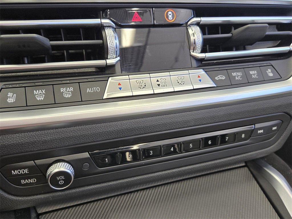 Used 2022 BMW M4 xDrive Competition w/ M Carbon Exterior Package image 20