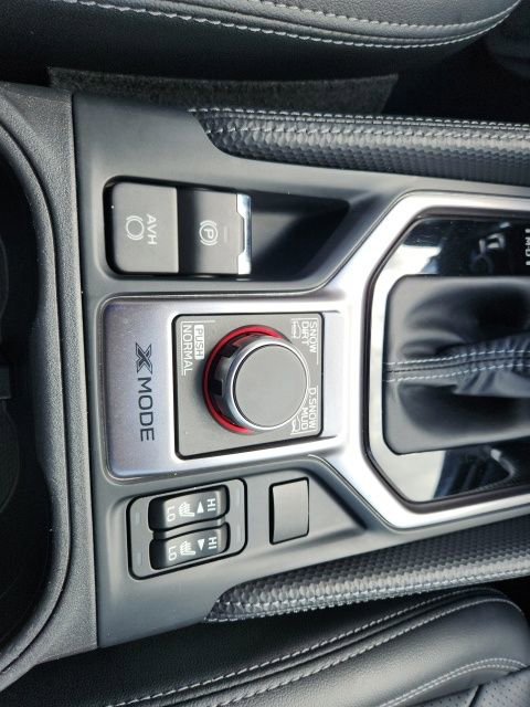 Used 2023 Subaru Forester Limited image 37
