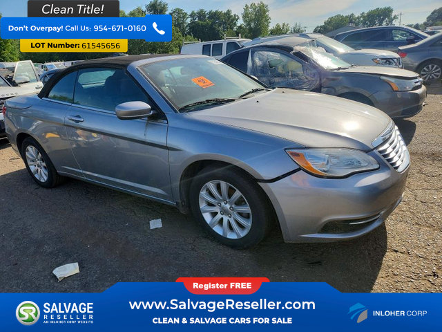 Used 2013 Chrysler 200 Touring FWD image 5