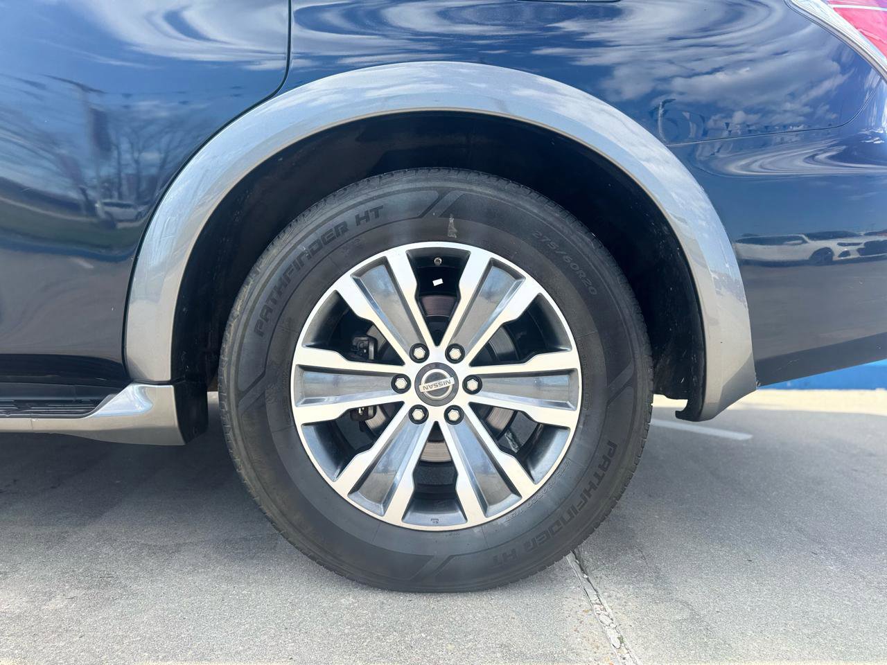 Used 2018 Nissan Armada SL image 19