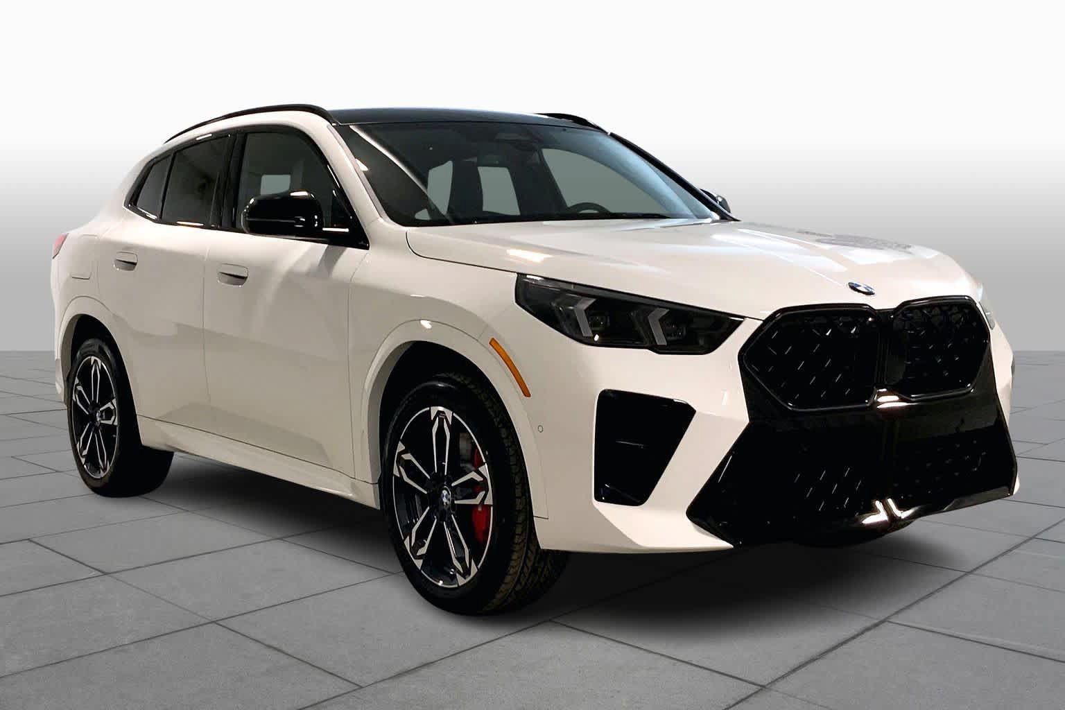 New 2026 BMW X2 xDrive28i w/ Technology Package AWD/4WD image 2
