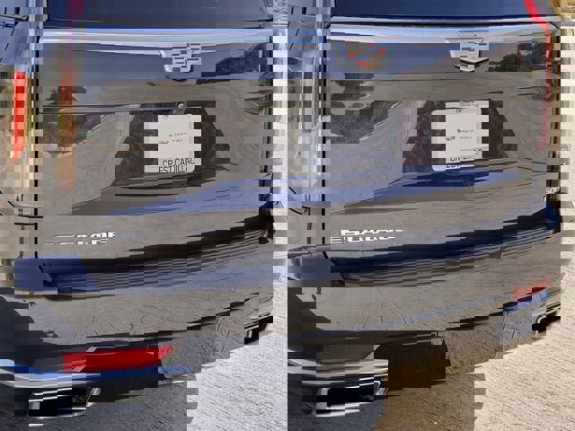 Certified 2022 Cadillac Escalade ESV Premium Luxury Platinum w/ Heavy-Duty Trailer Package image 8