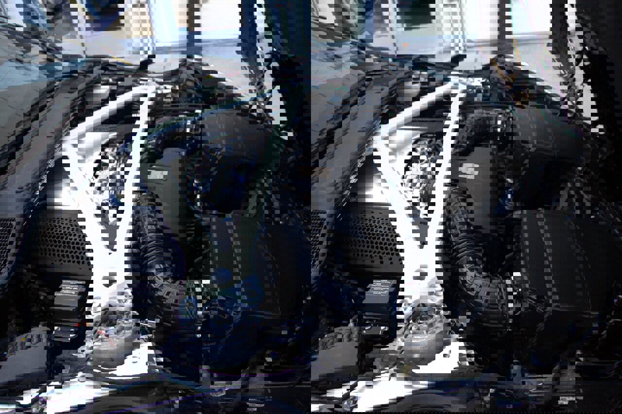 Used 2018 Aston Martin DB11 Coupe image 36