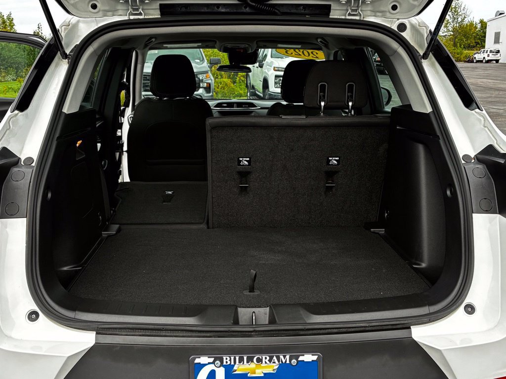 Used 2023 Chevrolet TrailBlazer LS FWD image 29