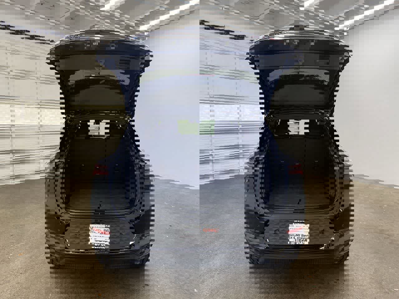 Used 2024 Chevrolet Equinox EV RS image 29