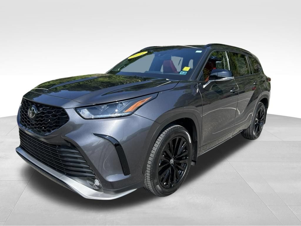 Certified 2024 Toyota Highlander XSE