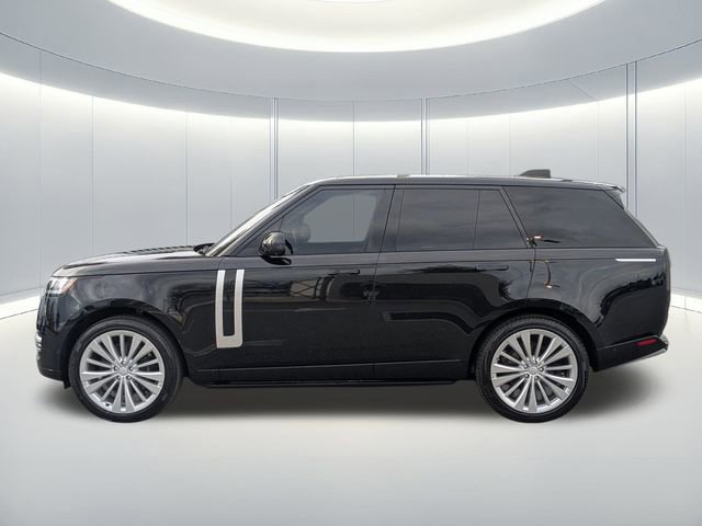 Certified 2023 Land Rover Range Rover First Edition image 9