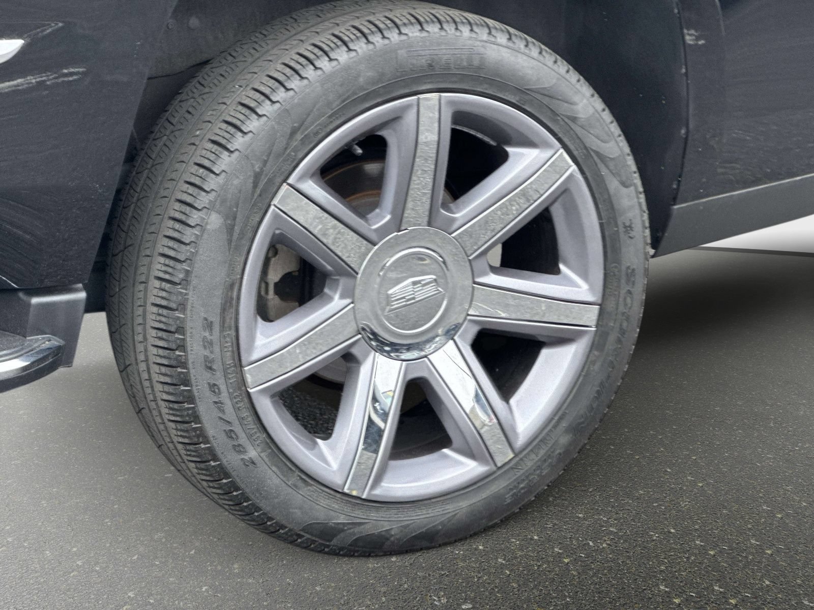 Used 2019 Cadillac Escalade Luxury AWD/4WD image 31