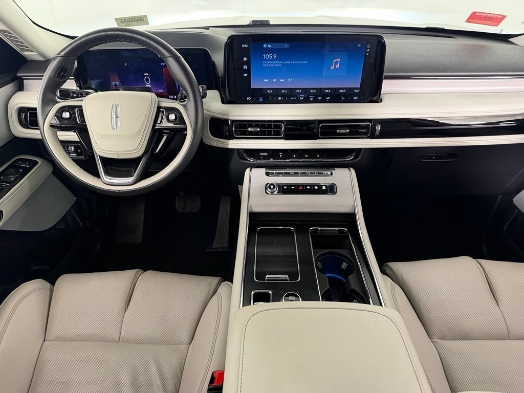Used 2025 Lincoln Aviator Reserve w/ Equipment Group 201A AWD/4WD image 10