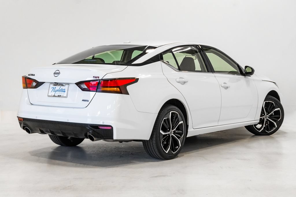 Used 2025 Nissan Altima 2.5 SR AWD/4WD image 27