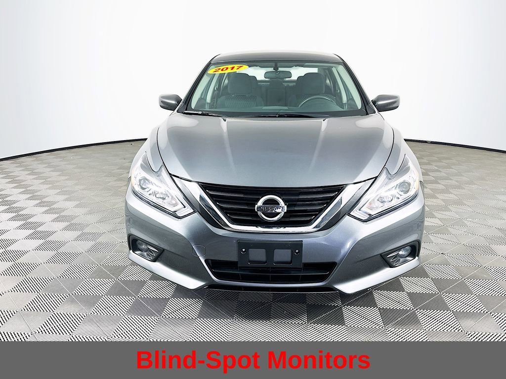 Used 2017 Nissan Altima 2.5 SV image 5