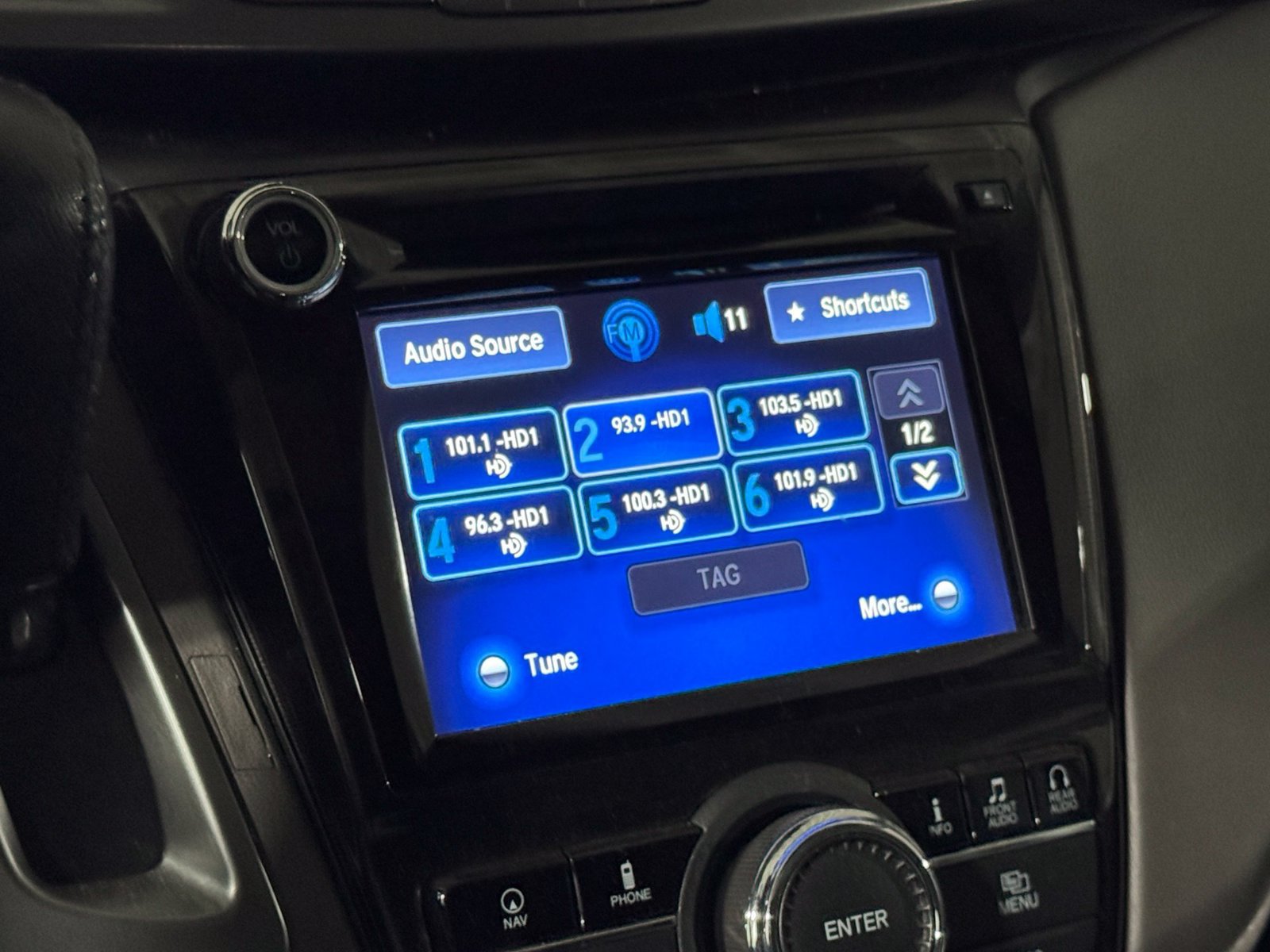 Used 2016 Honda Odyssey Touring Elite image 22