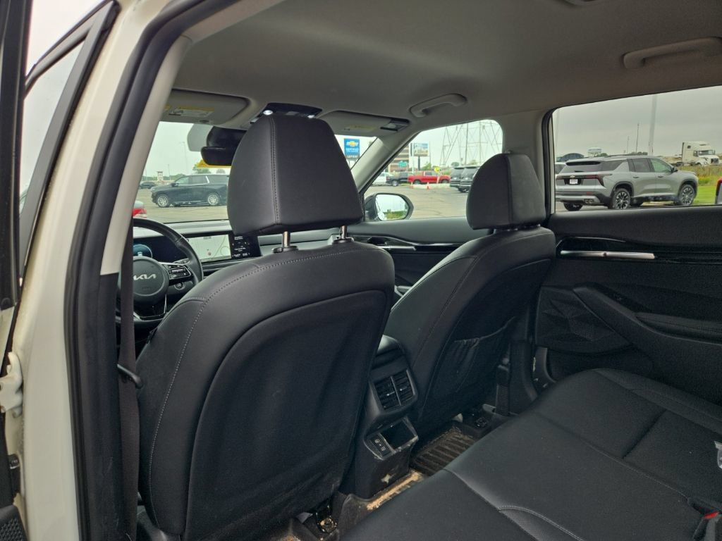 Used 2024 Kia Seltos SX AWD/4WD image 11