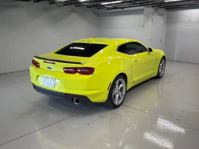 Used 2021 Chevrolet Camaro LT RWD image 4