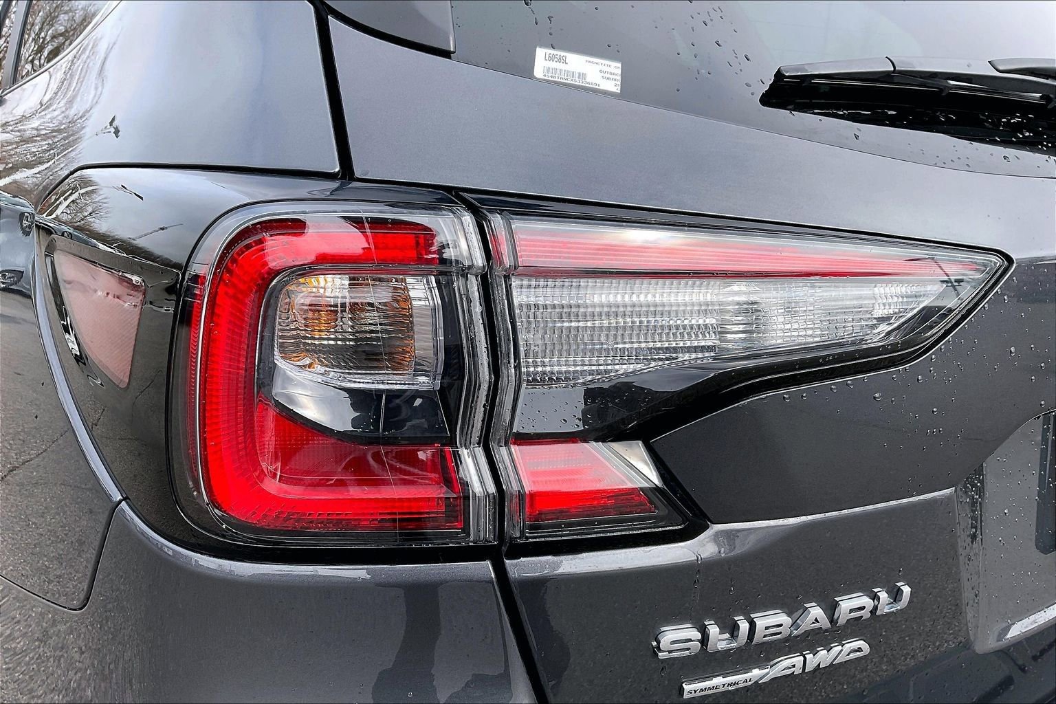 Certified 2025 Subaru Outback Limited AWD/4WD image 31