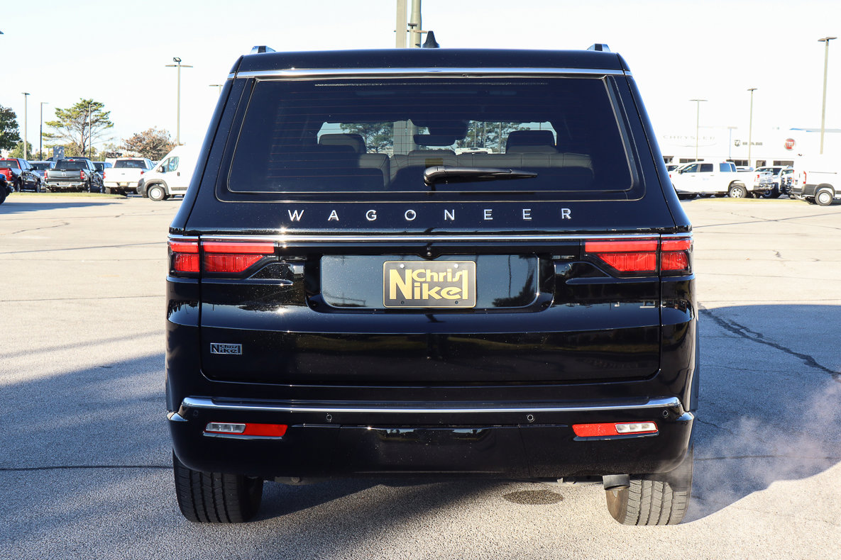 New 2025 Jeep Wagoneer w/ Premium Group I image 6