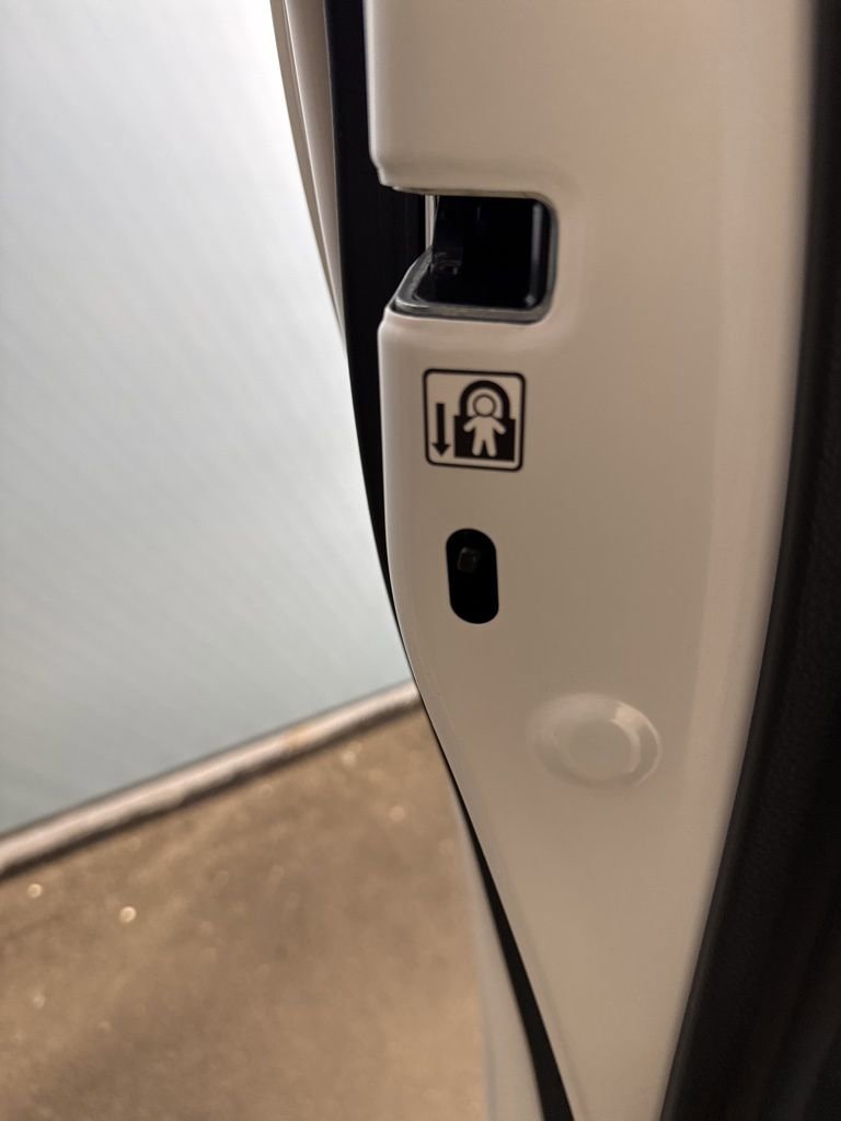 Used 2022 Toyota Corolla SE FWD image 26